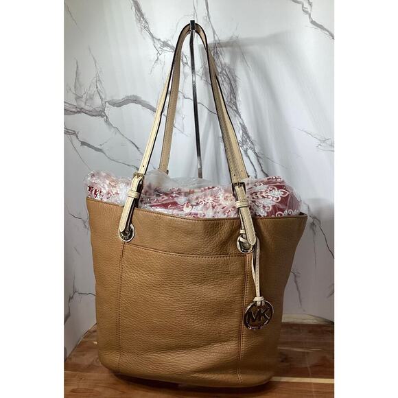 Michael Kors pebbled leather British tan shoulder tote bag - Picture 1 of 5